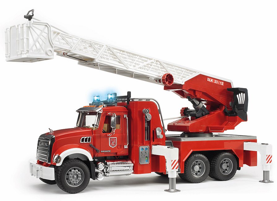 Bruder 02821 - Mack Granite Feuerwehrleiterwagen mit Wasserpumpe Bruder 02821 - Mack Granite Feuerwehrleiterwagen mit Wasserpumpe