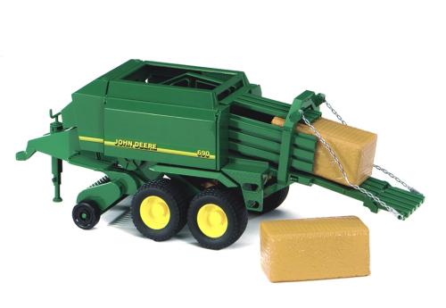 Bruder 02017 - John Deere Großballenpresse Bruder 02017 - John Deere Großballenpresse